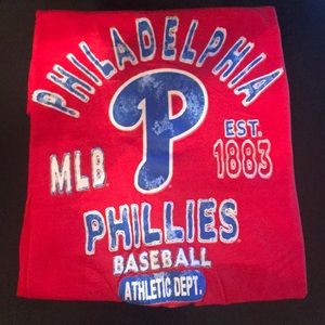 Philadelphia Phillies women’s tee M